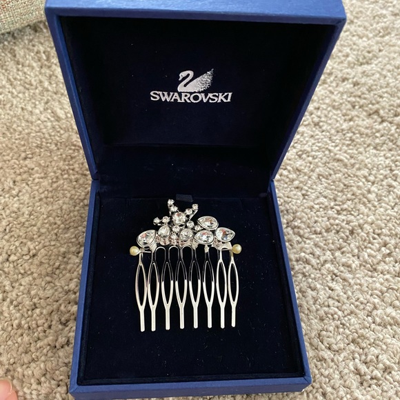 Swarovski Hair Comb - Picture 6 of 6
